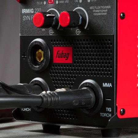 Полуавтомат сварочный FUBAG IRMIG 220 SYN FLUX в Кемерово фото