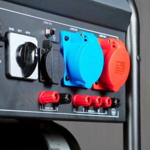 Бензиновый генератор FUBAG BS 7500 XD ES DUPLEX в Кемерово фото