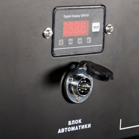 Бензиновый генератор с электростартером и коннектором автоматики FUBAG BS 7500 A ES в Кемерово фото